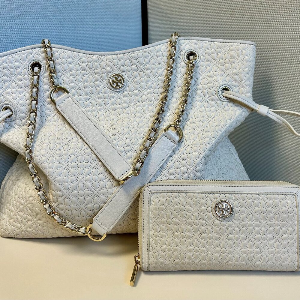 Authentic Tory Burch Bryant Quilted Tote With Matching Wallet